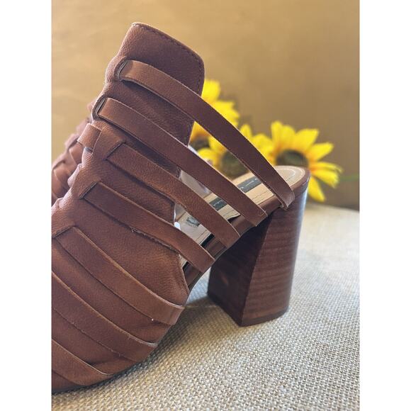 STEVEN by Steve Madden Sueded Leather Mules--Women's 9.5 M - Picture 2 of 13